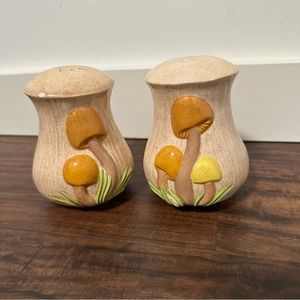Vintage Mushroom Salt and Pepper Shakers